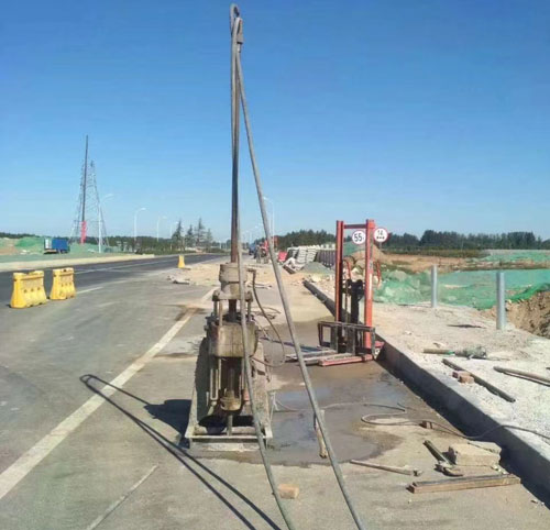 新乡公路高聚物注浆加固